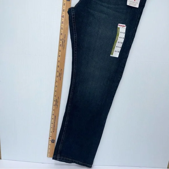 Wrangler men's jeans 32x33 . Dark wash, blue, straight fit, cotton, 5 pocket - Picture 6 of 9